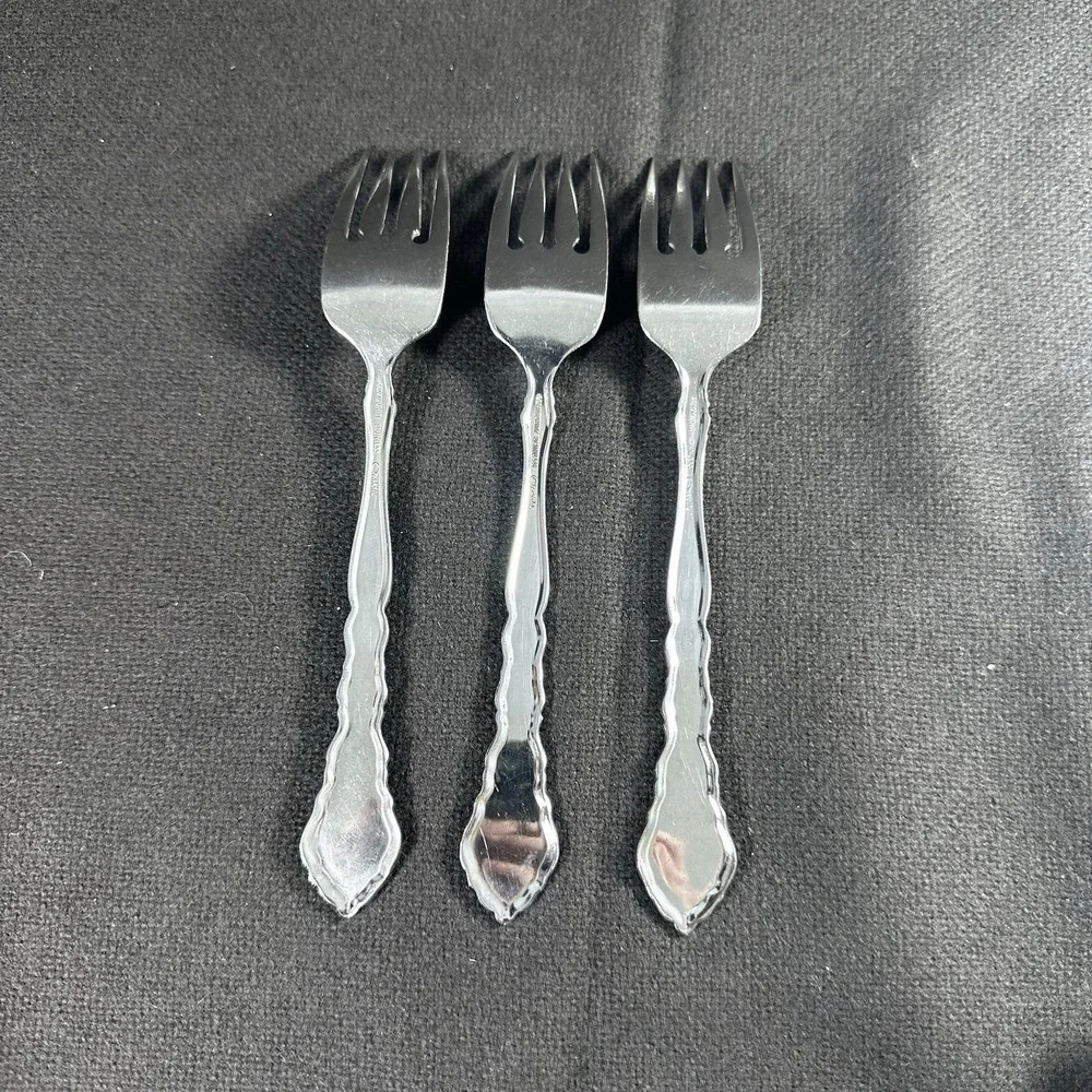 Oneida Satinique 18/8 Stainless Steel Salad Fork (Set of 3)